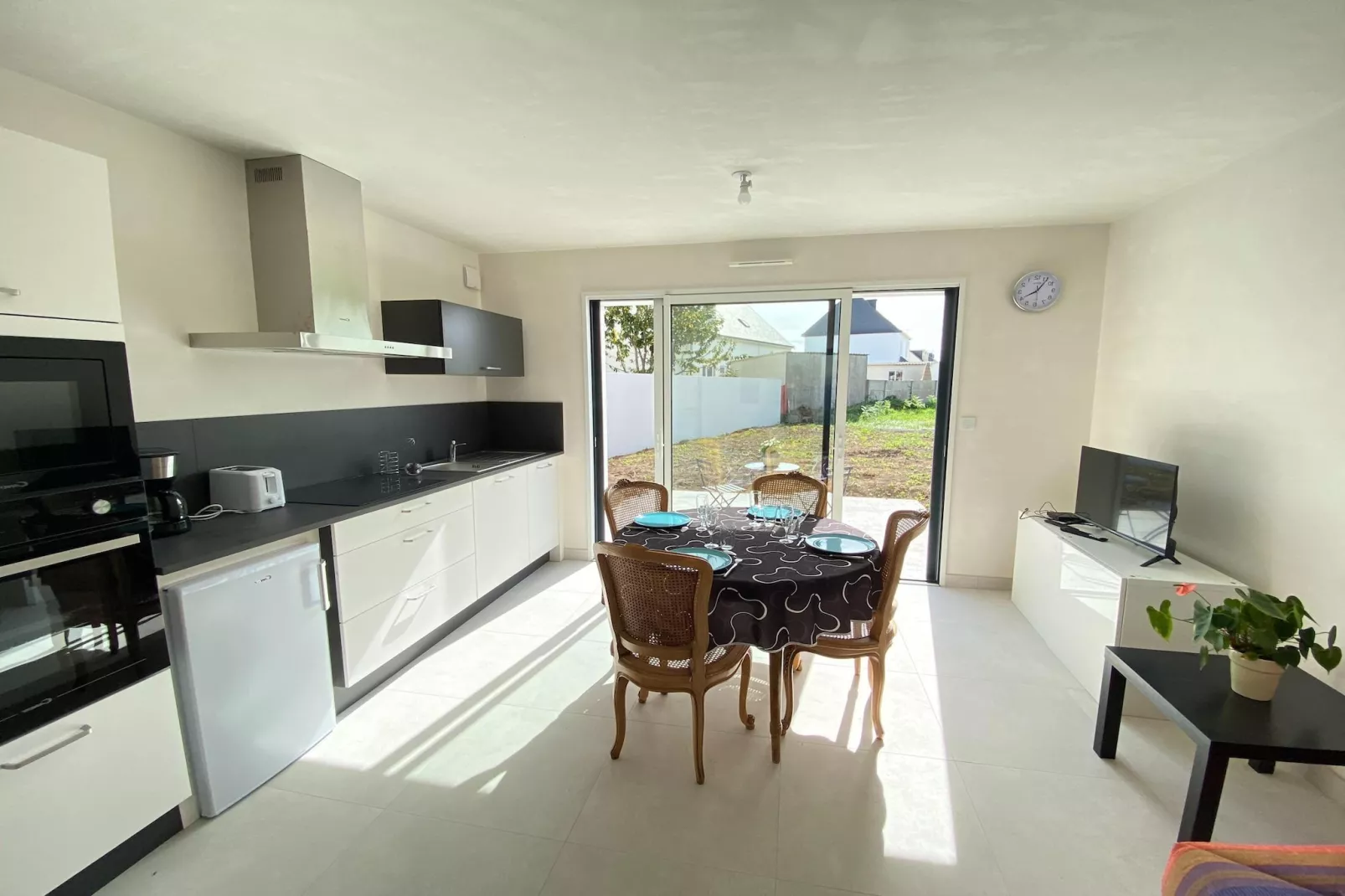 Charmant appartement indépendant-Keuken