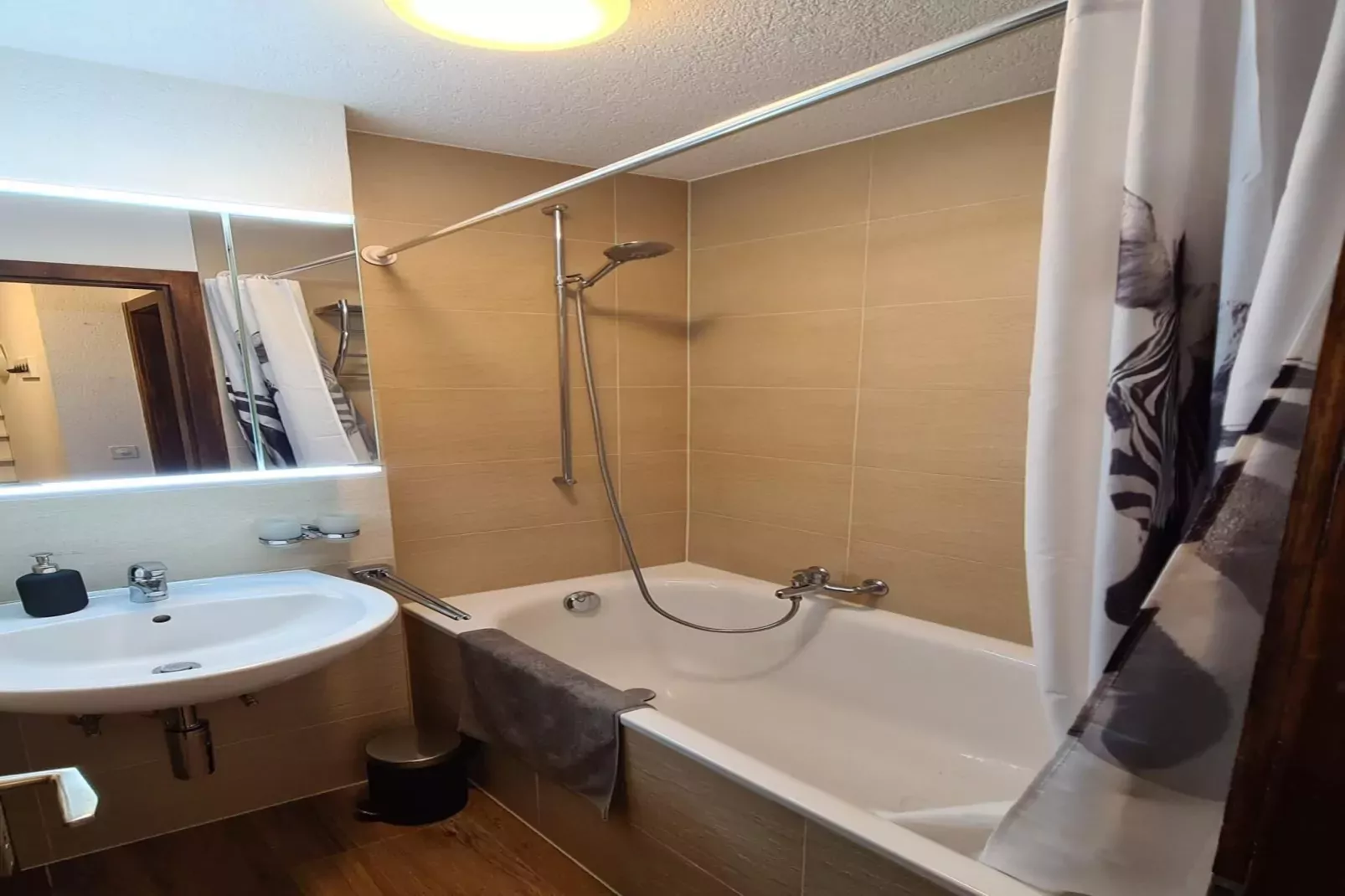Greppons N 012 - MOUNTAIN apartment 6 pers-Sportzaal