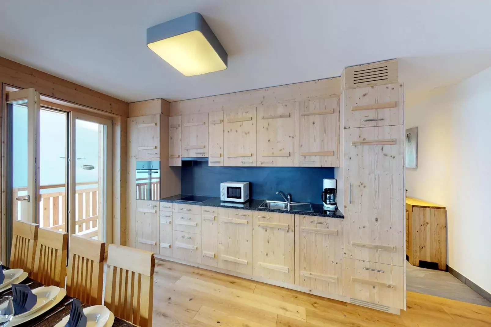 Les Mayens MB 022 - LUXURY apartment 14 pers-Keuken