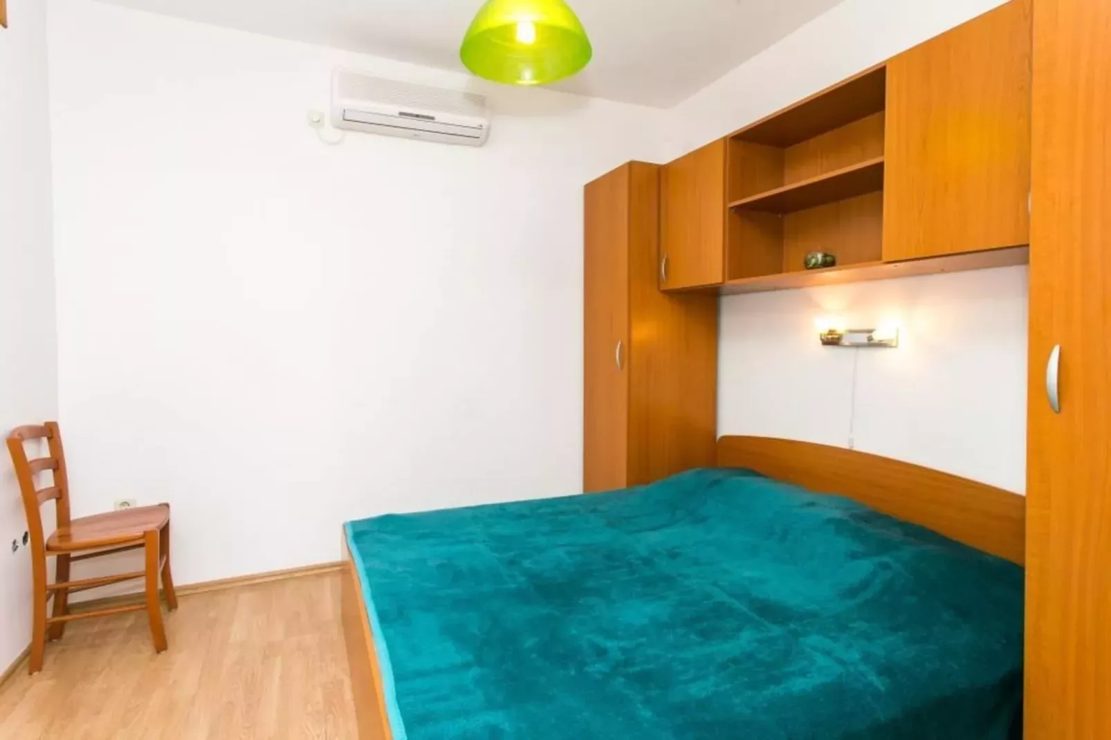 Guest House Old Town View- One Bedroom Apartment (2 Adults)-Slaapkamer