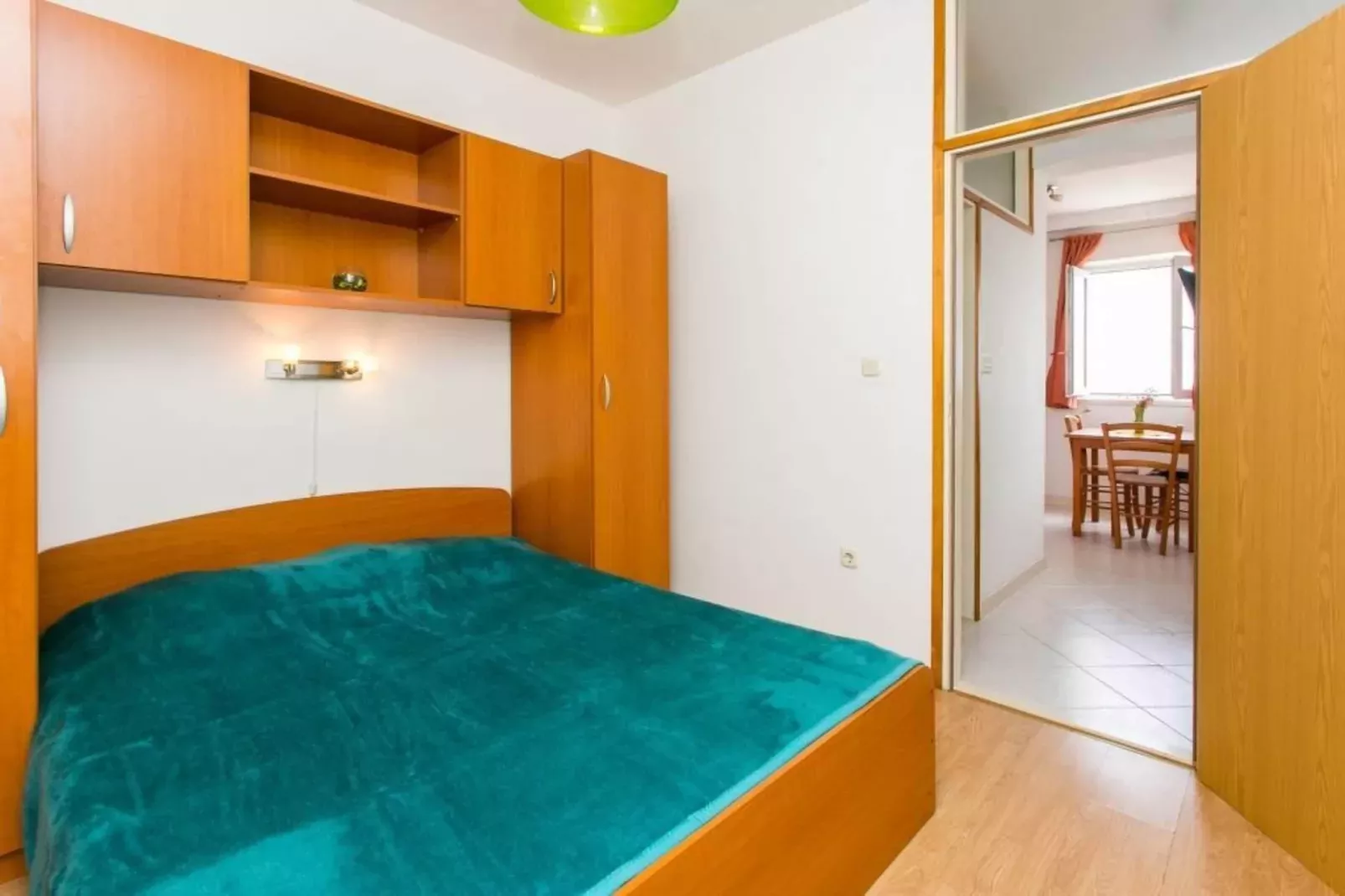 Guest House Old Town View- One Bedroom Apartment (2 Adults)-Slaapkamer