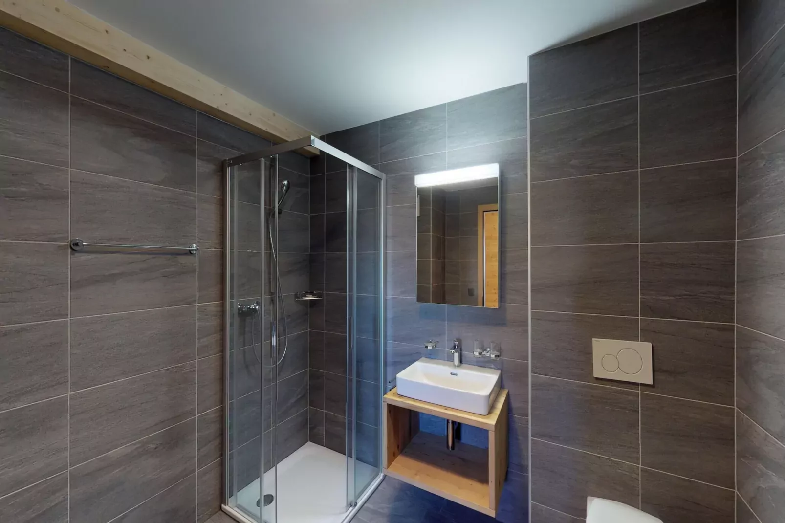 Les Mayens MB 022 - LUXURY apartment 14 pers-Badkamer
