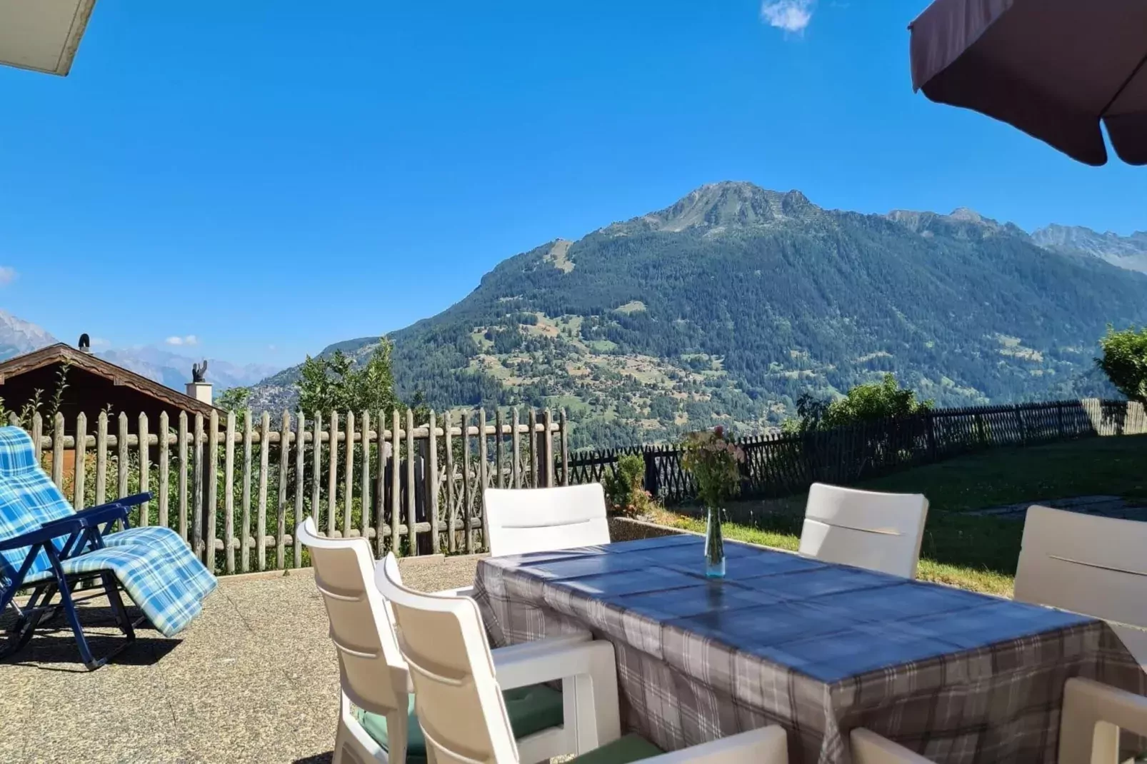 Greppons P 003 - MOUNTAIN apartment 7 pers-Terrasbalkon