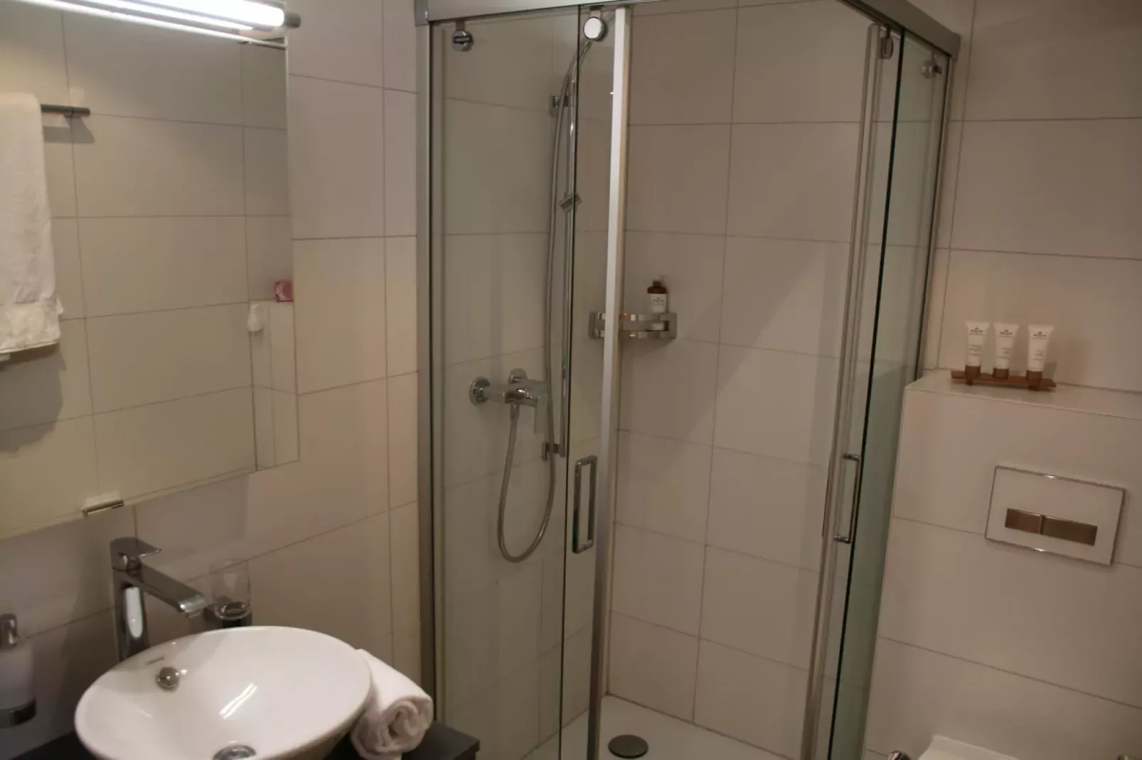 Ski Heaven SH 003 - LUXE apartment 5 pers-Badkamer