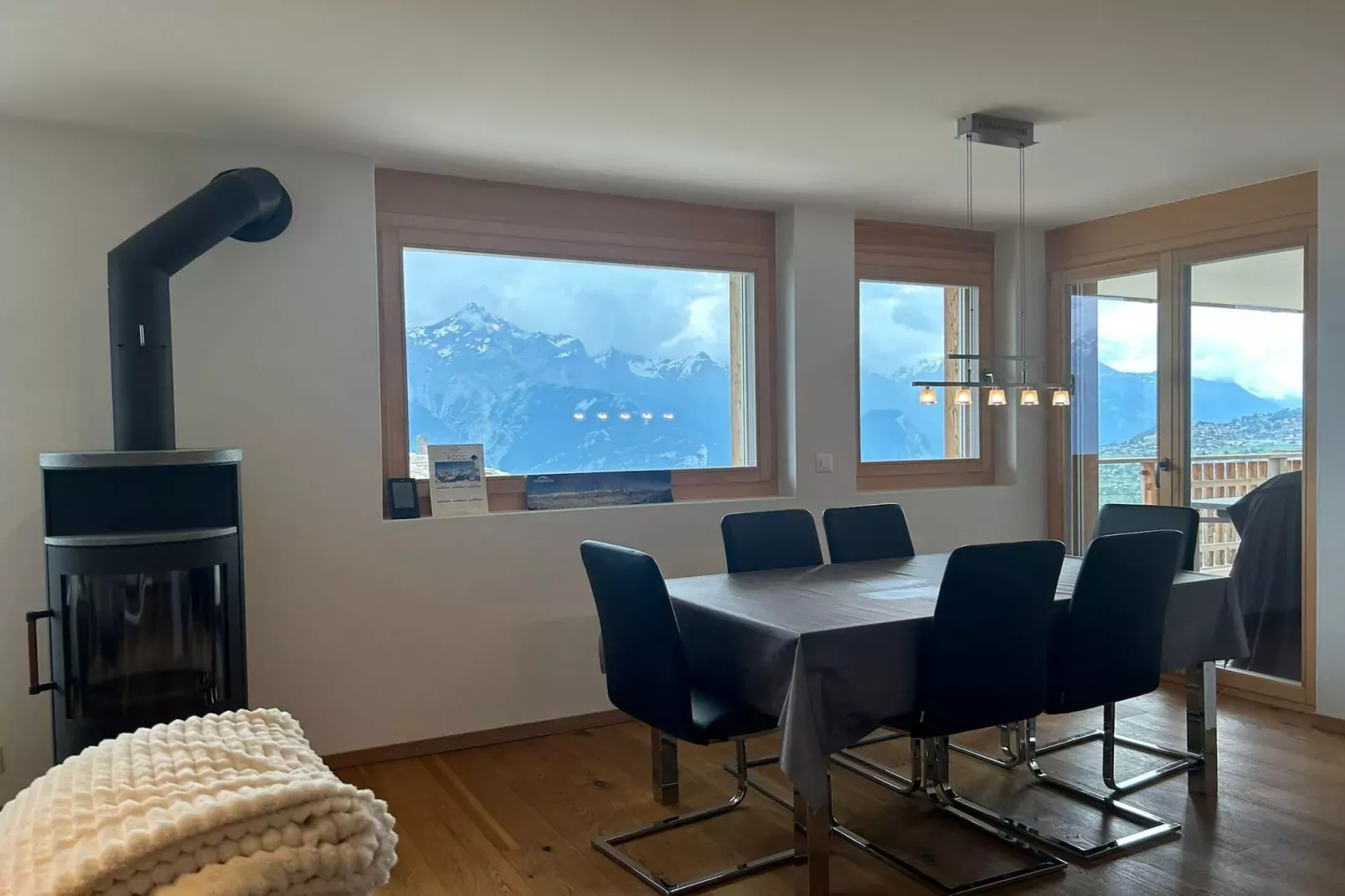 Ski Heaven SH 003 - LUXE apartment 5 pers-Eetkamer