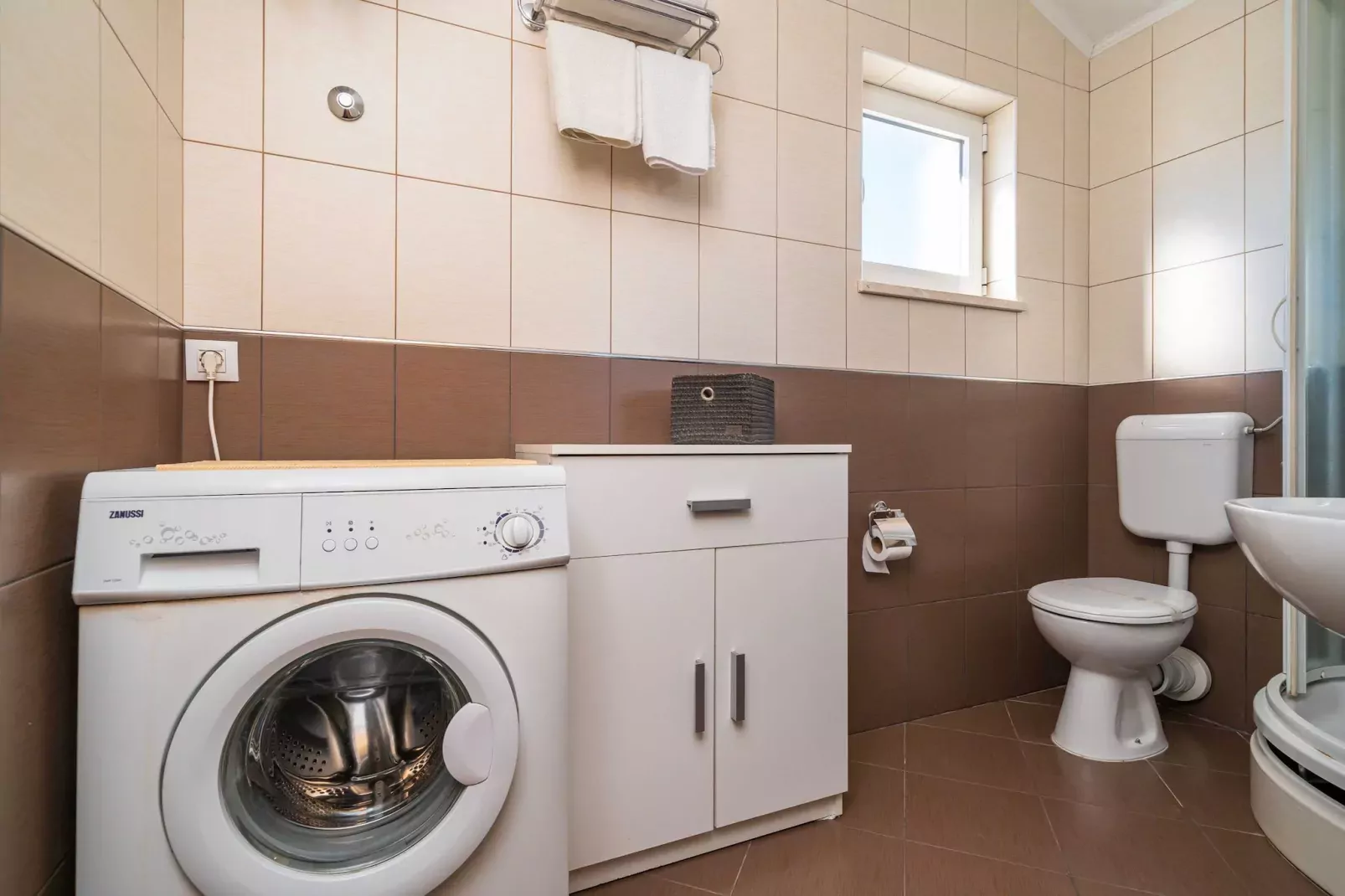 Apartments Senjo - One Bedroom Apartment with Balcony with Sea View (Apartman 1)-Badkamer