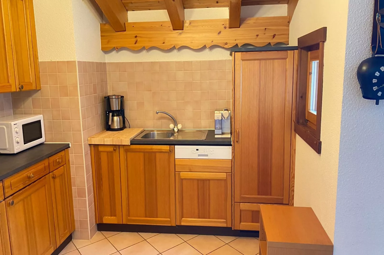 HCR 141 - COMFORTABLE apartment 8 pers-Keuken