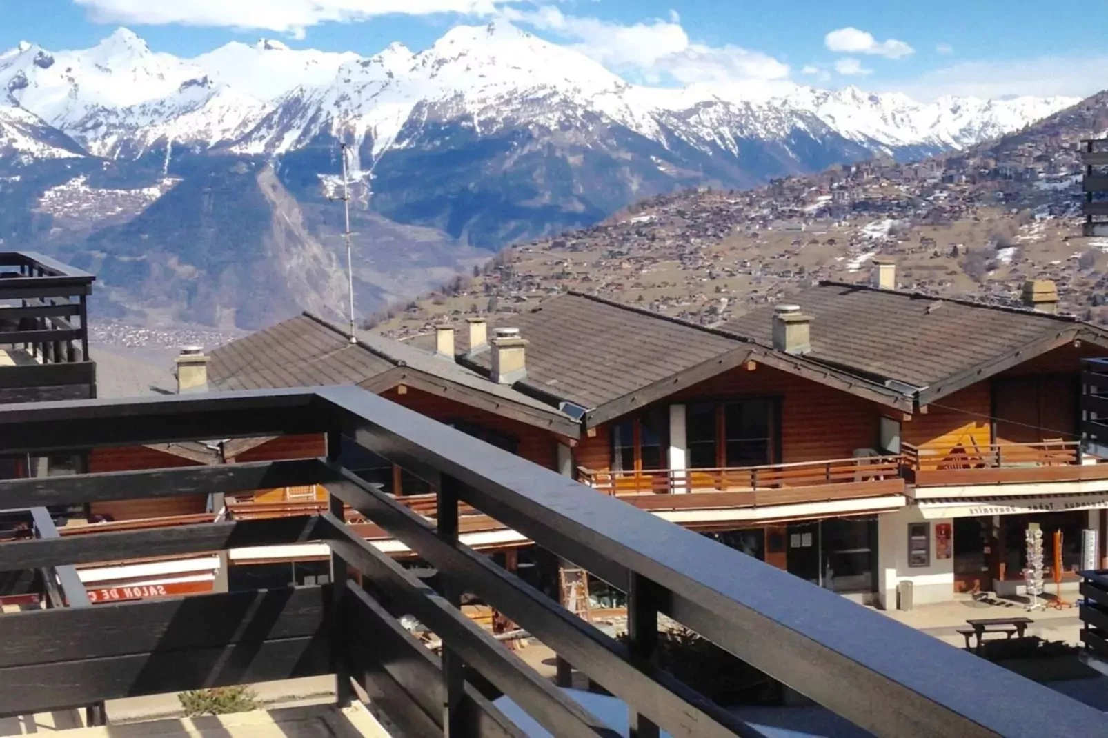Combyre C 035 - COMFORTABLE apartment 6 pers-Terrasbalkon