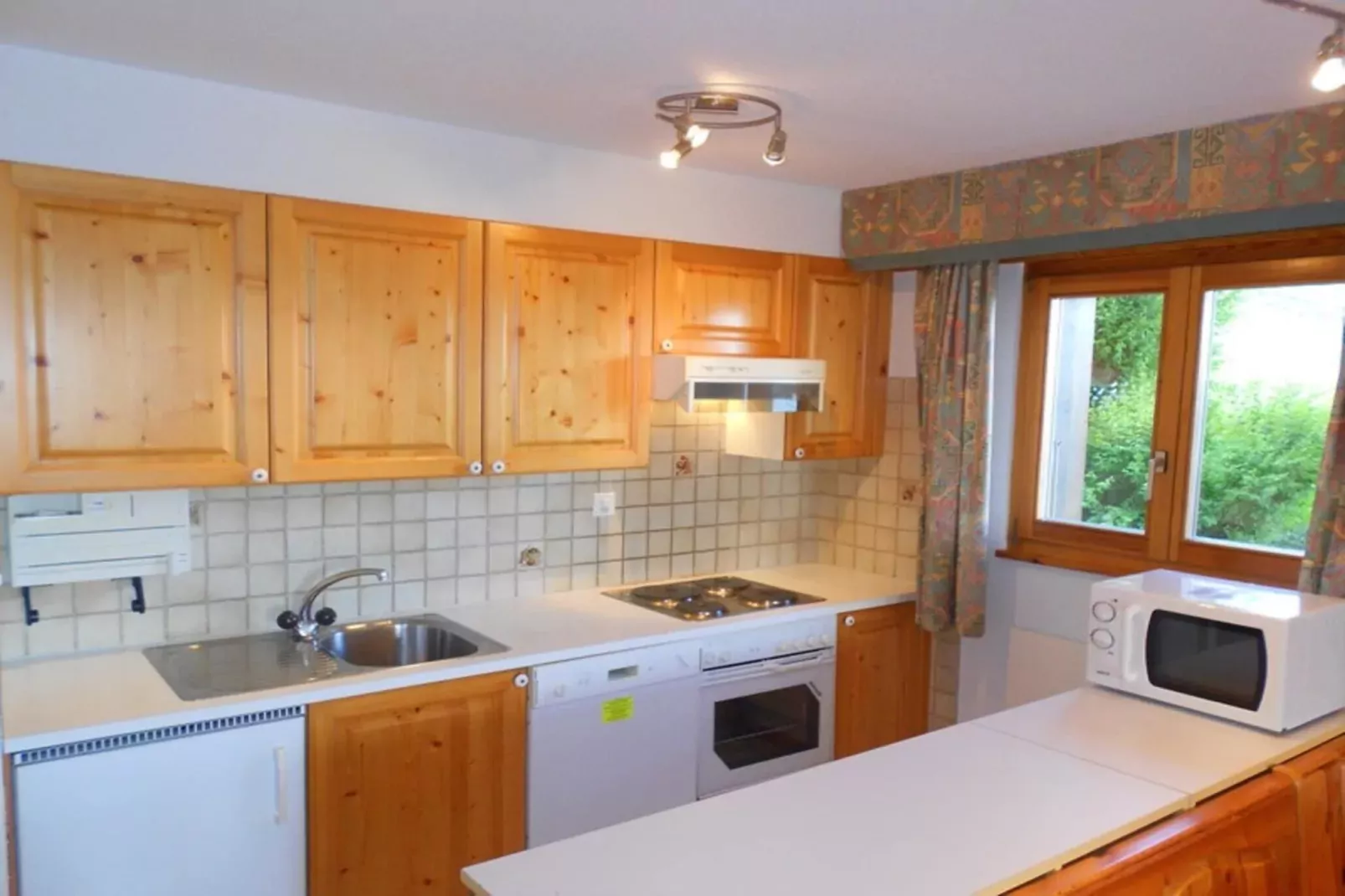 Crêtes X1 010 - SUNNY apartment 8 pers-Keuken