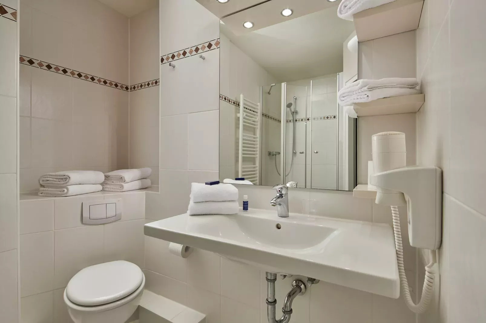 2-Zimmer-Appartement Seeseite "Am Park"-Badkamer