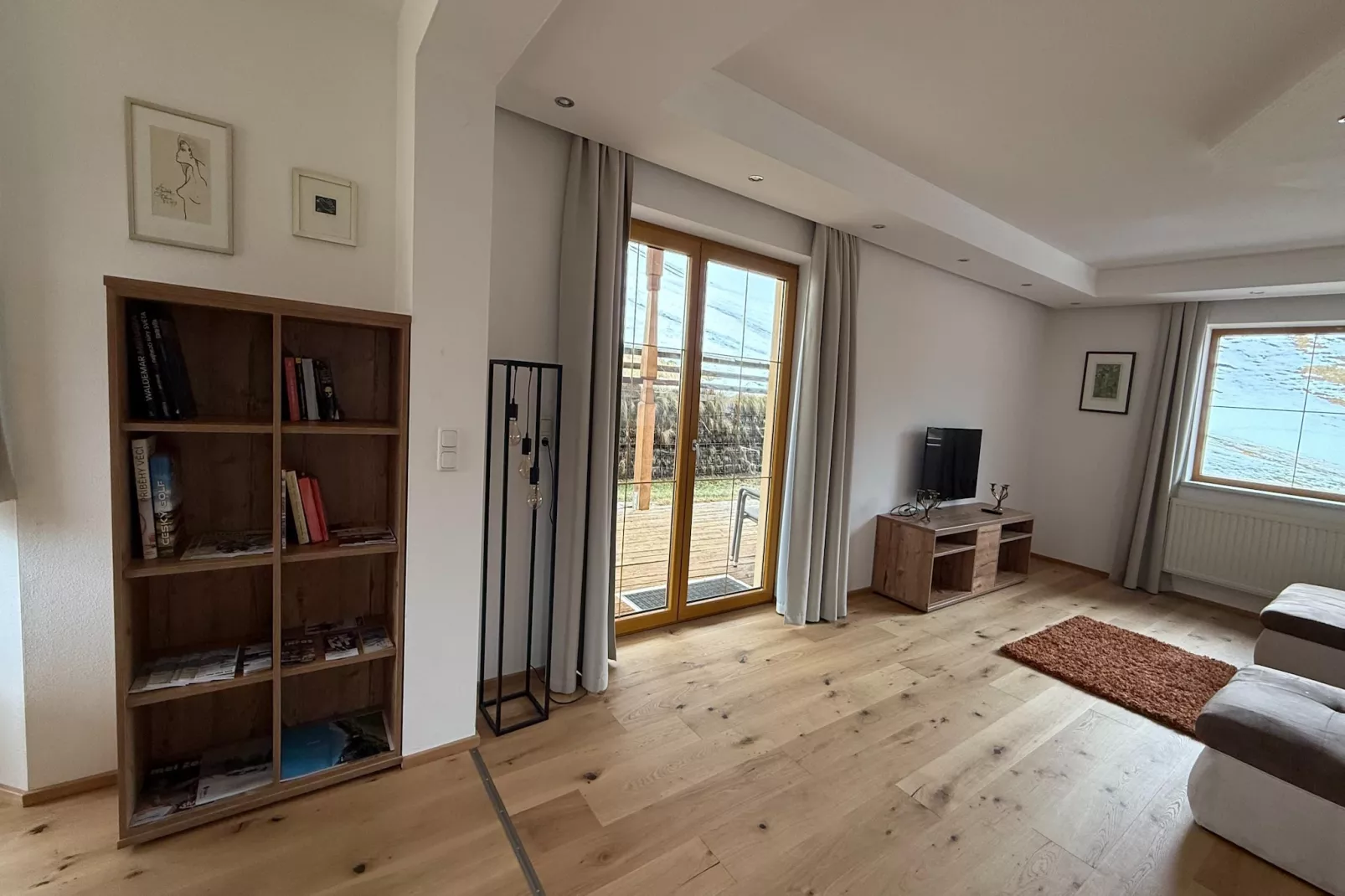 Apartment 21-Woonkamer