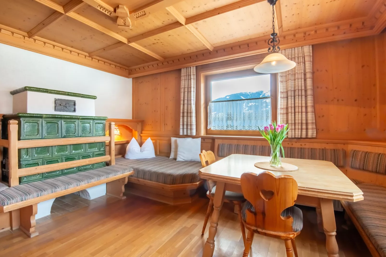 Chalet Schiestl - 10 Personen-Woonkamer