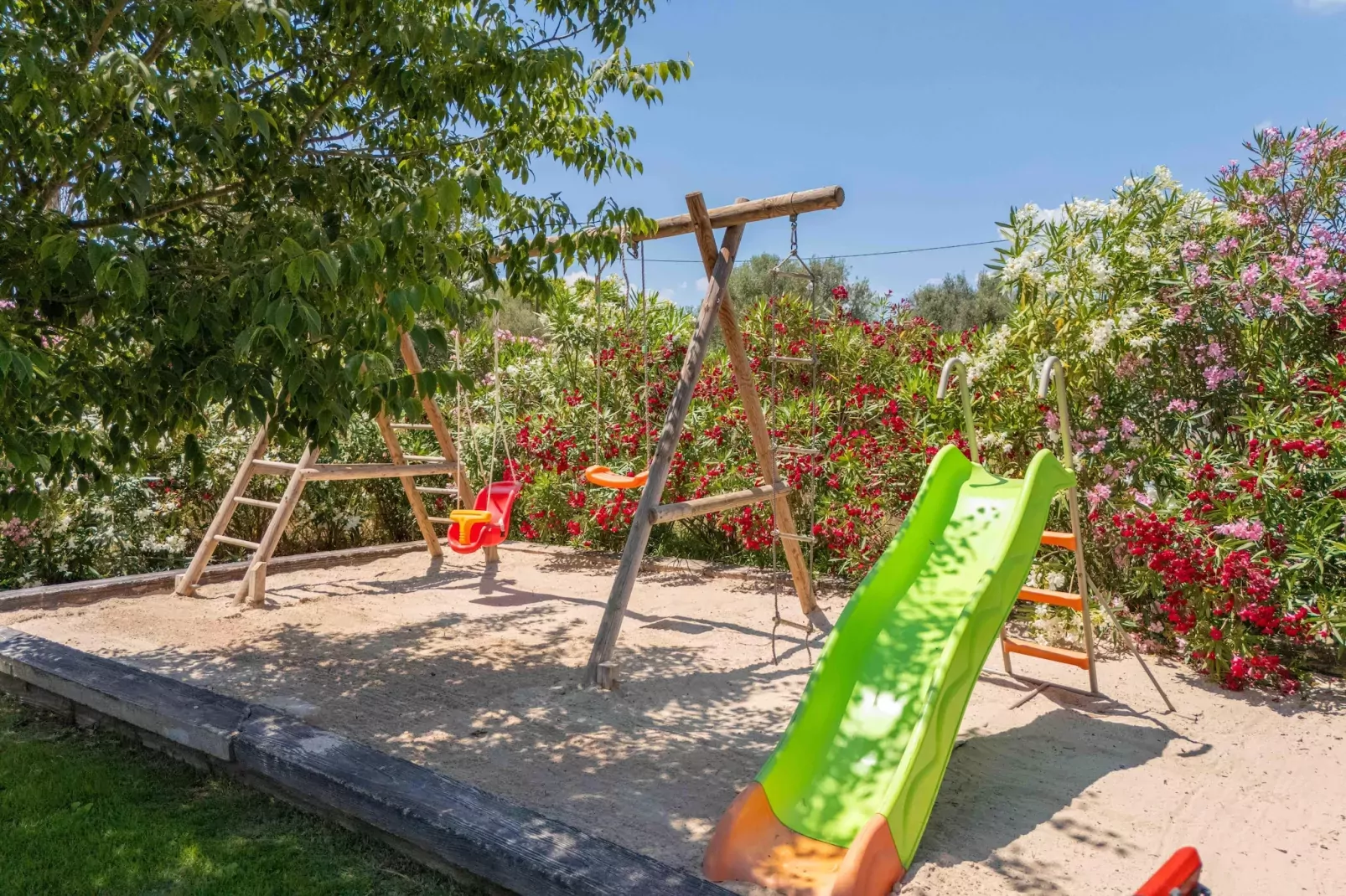 Finca Kiana-Tuinen zomer