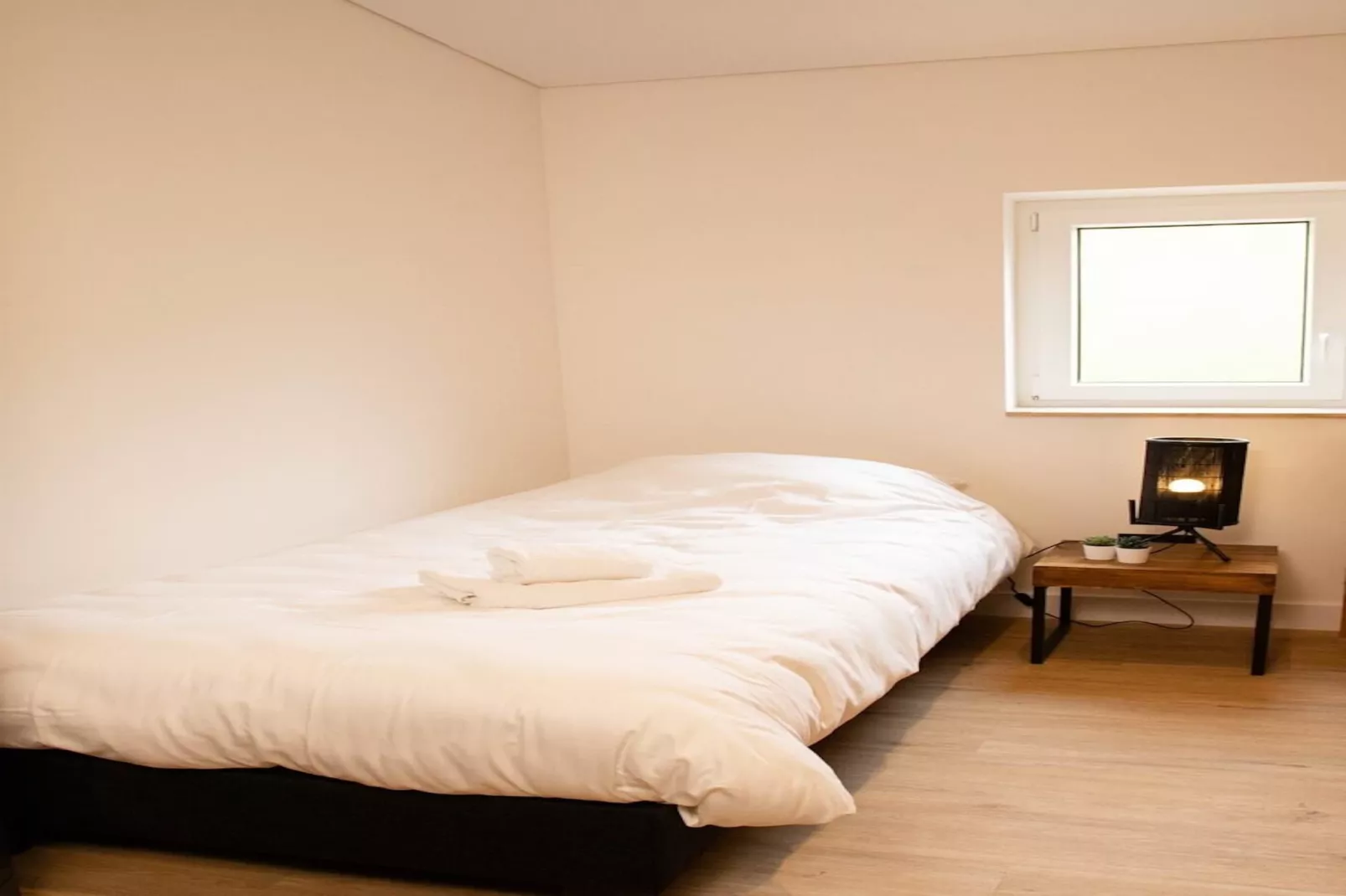 Apartment Am Eschenberg 1-Eetkamer