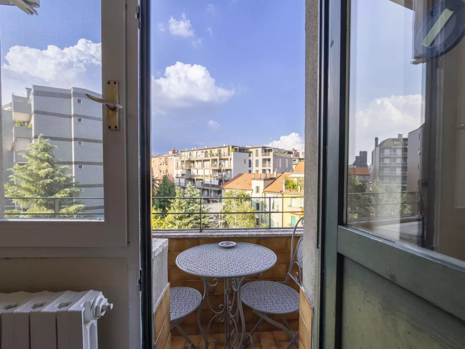 Bausan Studio Flat-Buiten