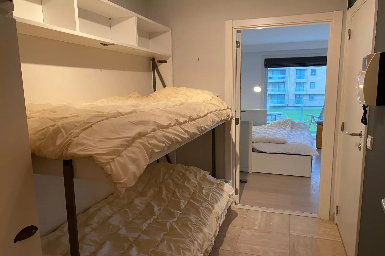 DEN OEVER VI 103-Slaapkamer