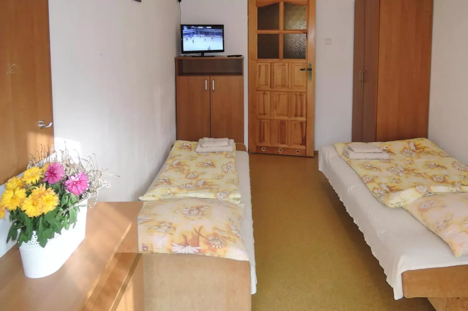 Lovely holiday home in Pobierowo for 20 persons-Slaapkamer