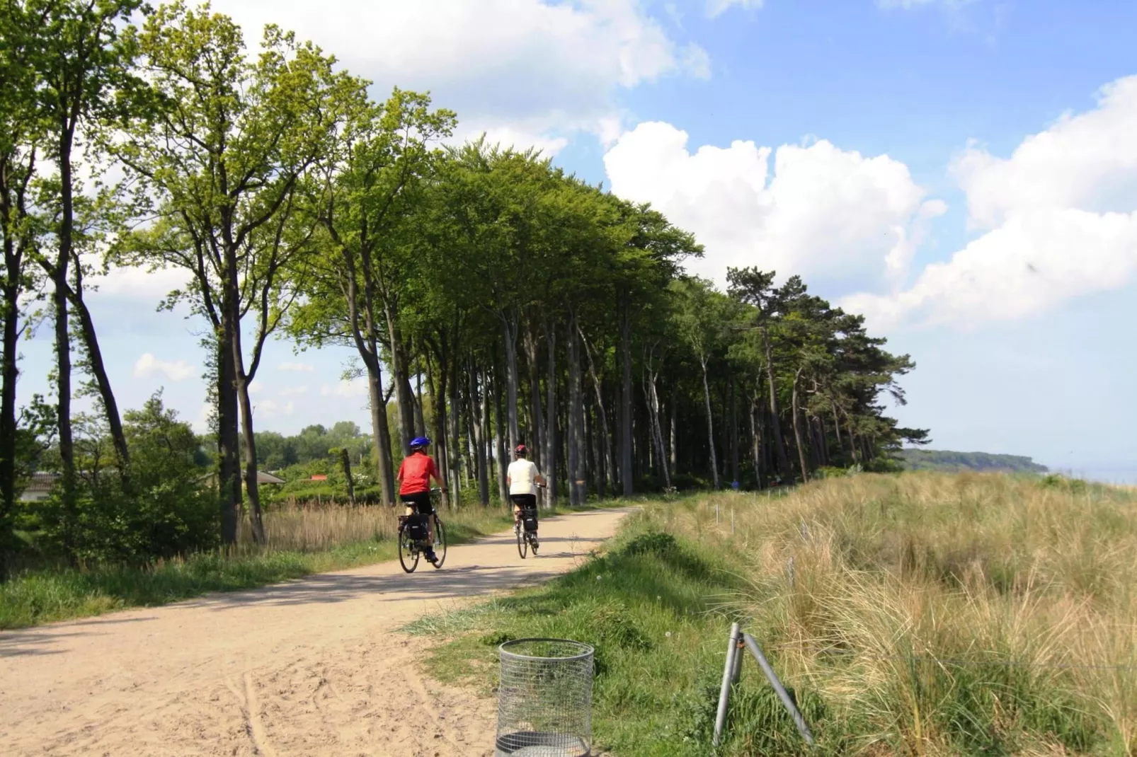 Appartementhaus Calmsailing Börgerende-Appartement 23 Meerblick 2 OG-Gebieden zomer 5km