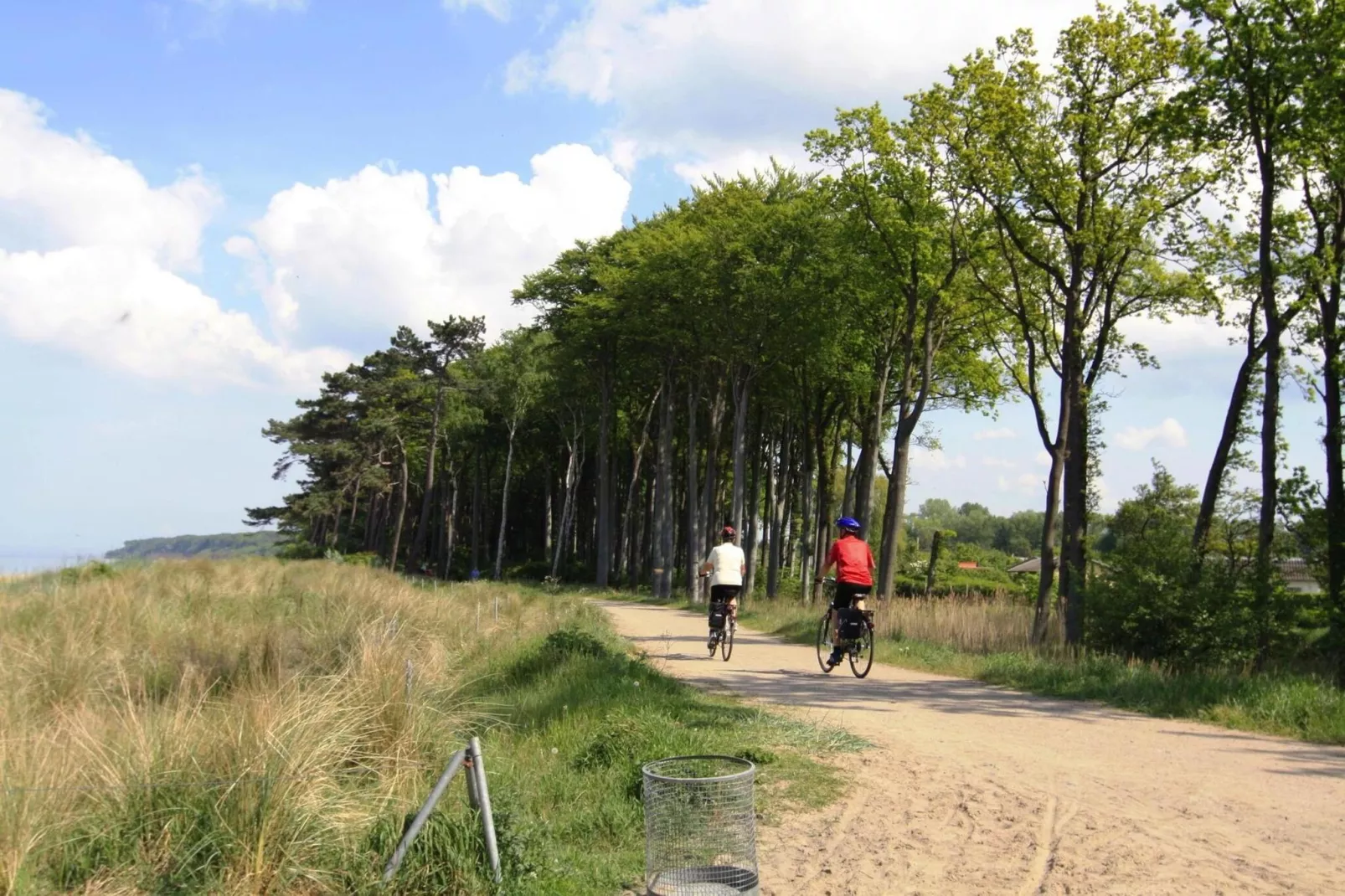 Appartementhaus Calmsailing Börgerende-Appartement 23 Meerblick 2 OG-Gebieden zomer 5km
