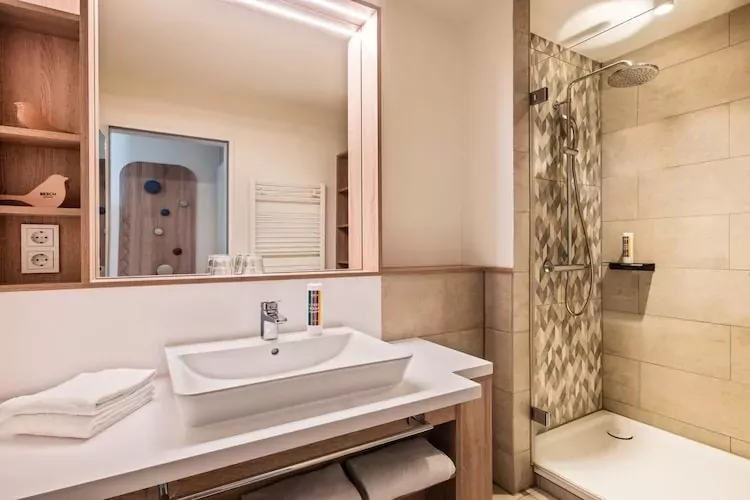 BEECH Resort Boltenhagen - Typ 1 Single mit Kind-Badkamer