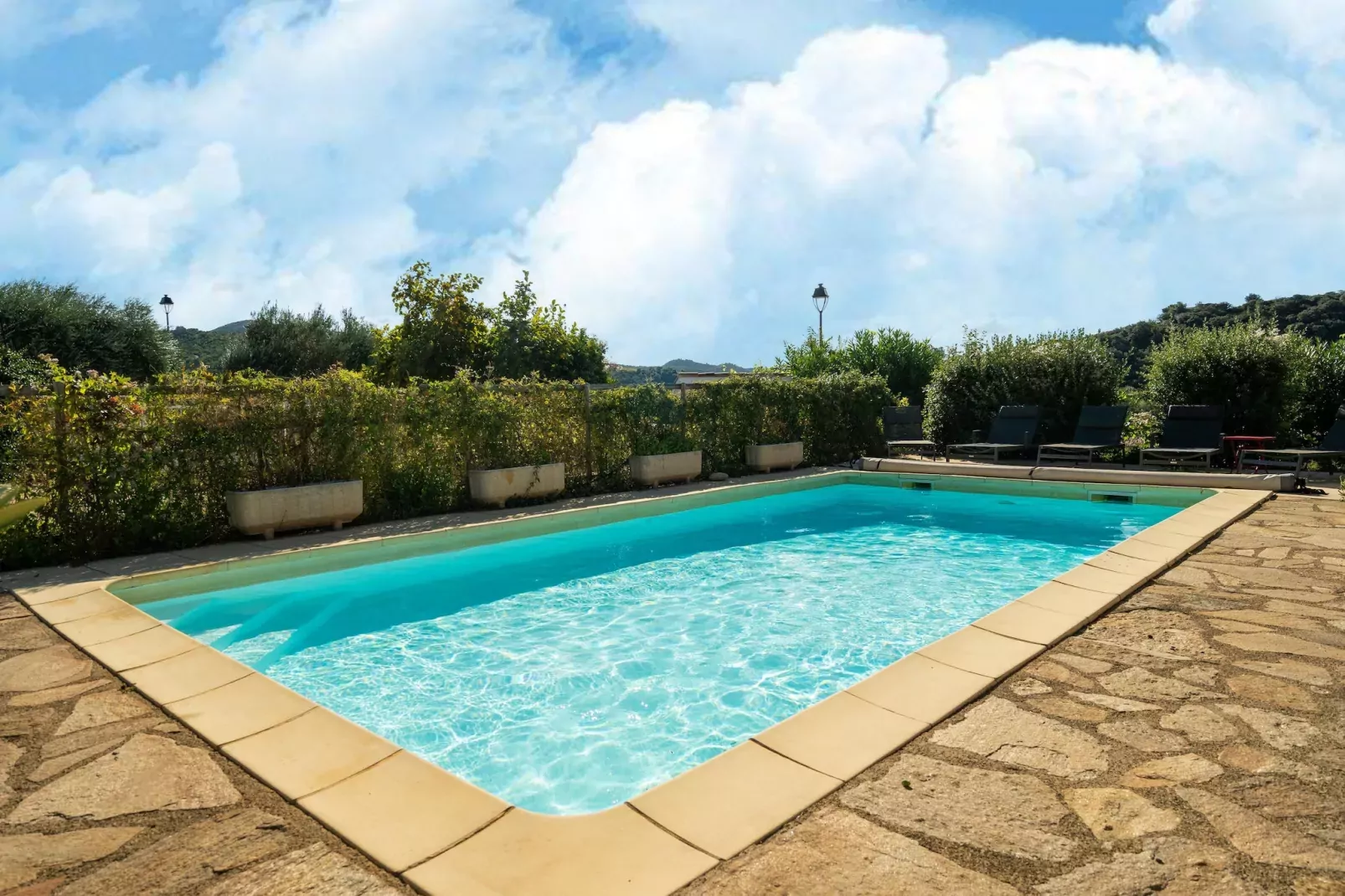 Villa in Roquebrun met privézwembad-Zwembad