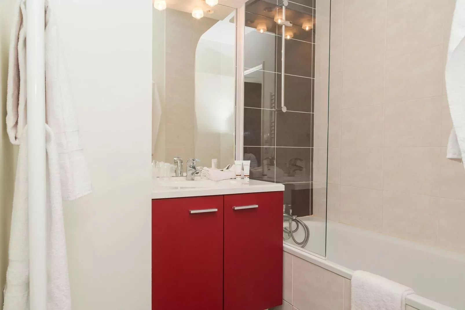 Le Clos Saint Michel 1-Badkamer