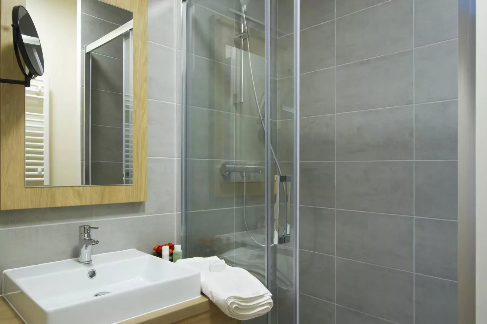 Résidence l'Éclose 6-Badkamer
