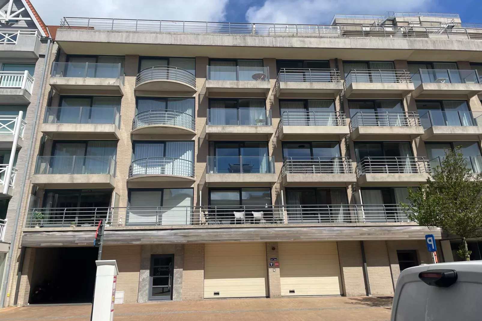 CASINO D2-Buitenkant zomer