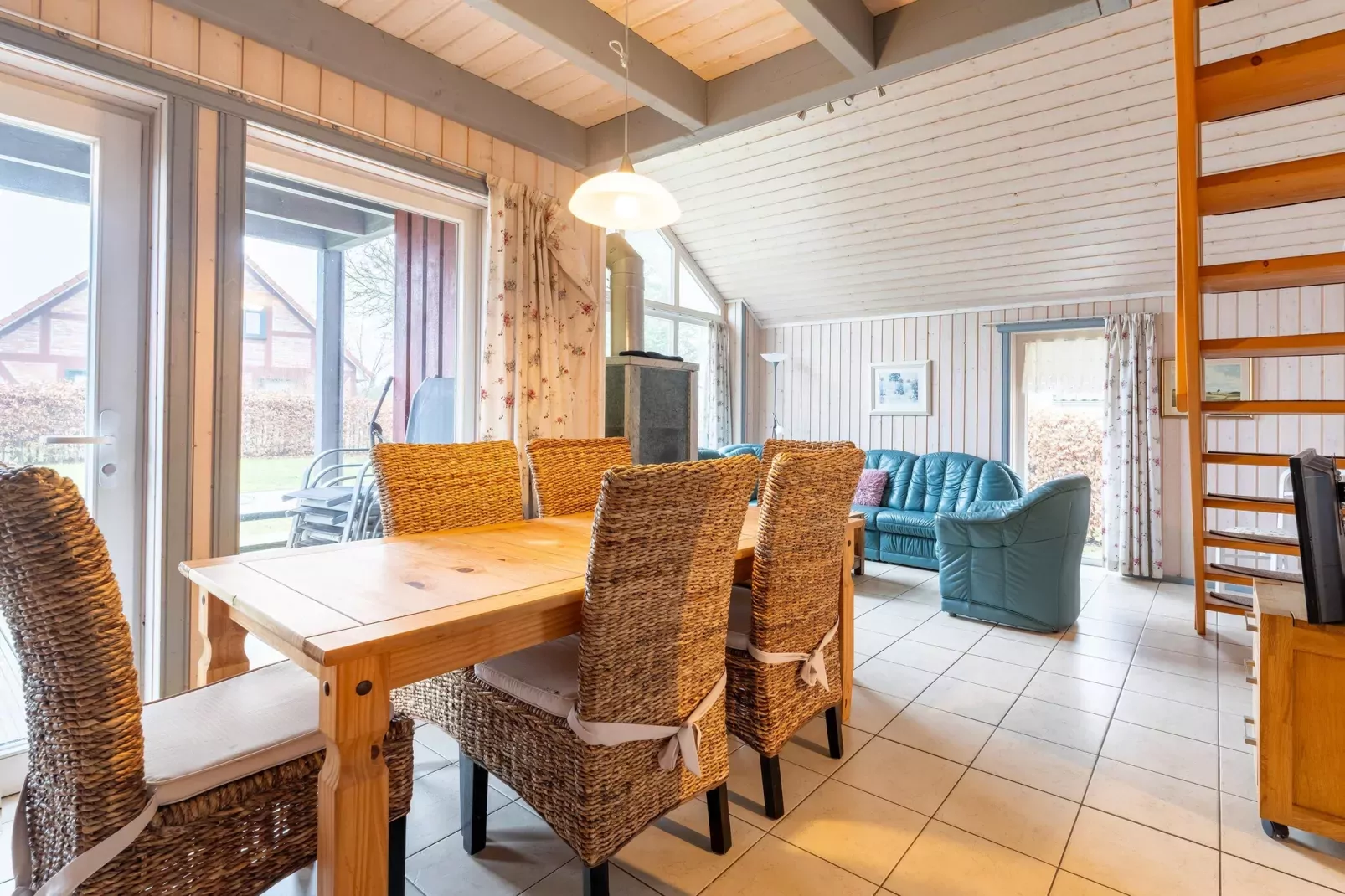 Seeschwalbe Classic 322-Eetkamer