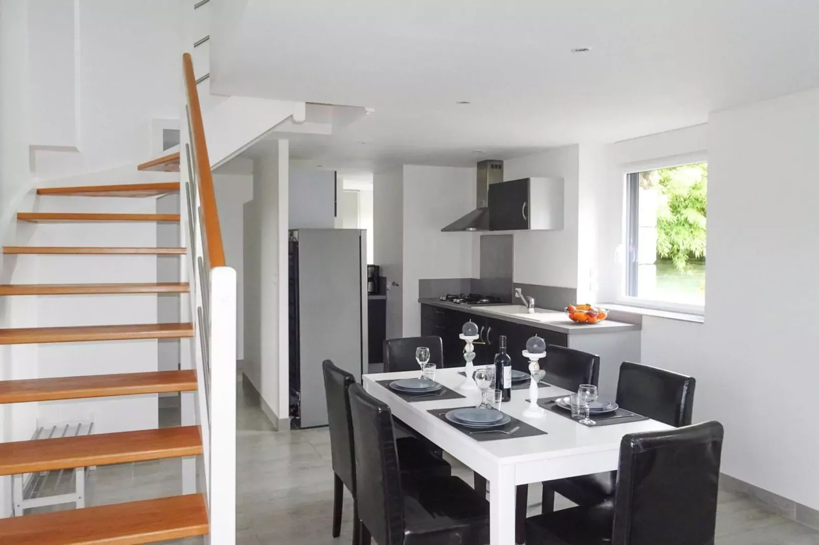Maison de vacances Ploumilliau-Eetkamer
