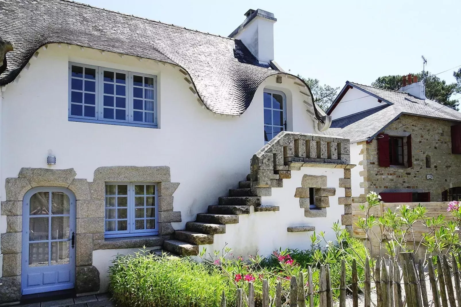 Semi-detached house Carnac-Buitenkant zomer