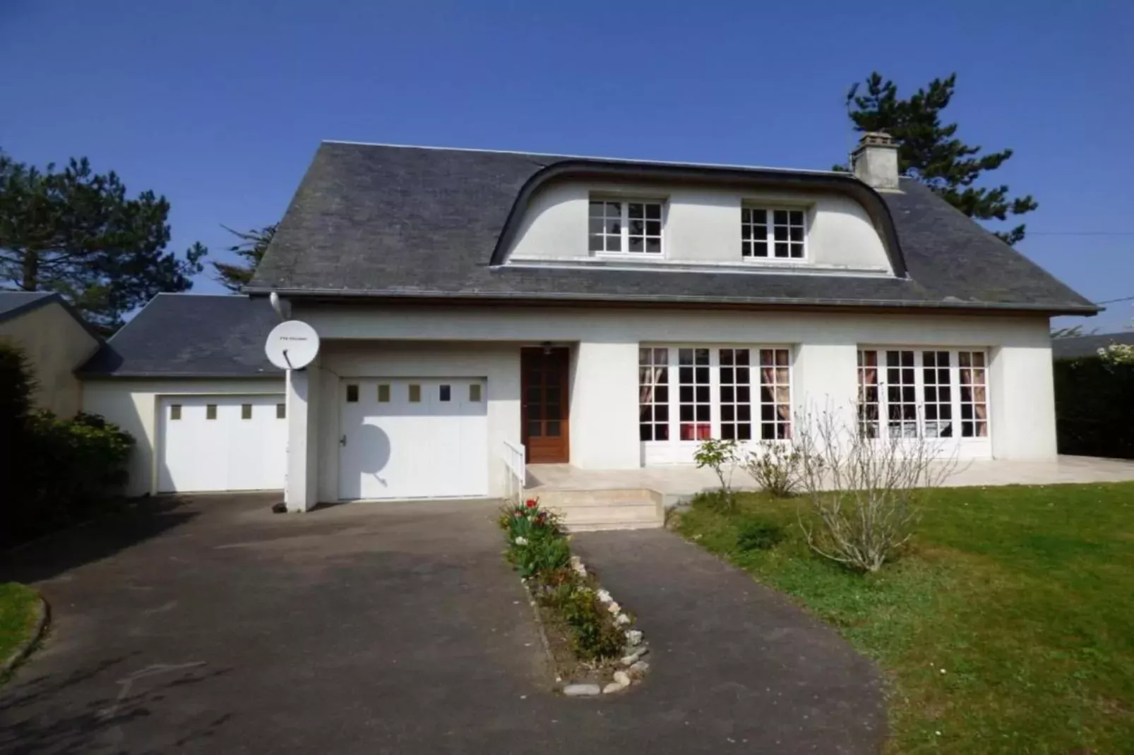 Semi-detached house Carnac-Gebieden zomer 5km