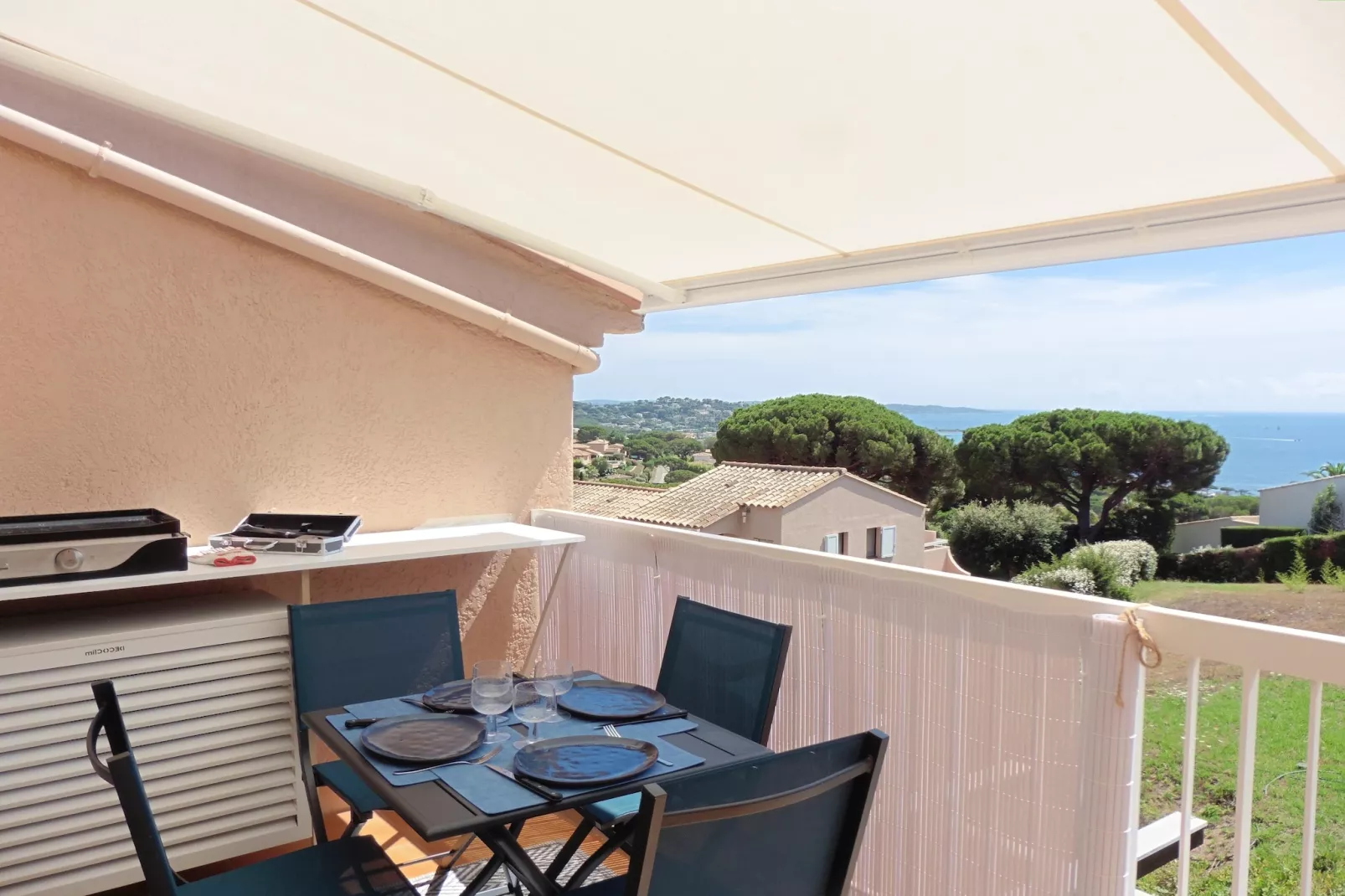 Studio in Sainte-Maxime-Terrasbalkon
