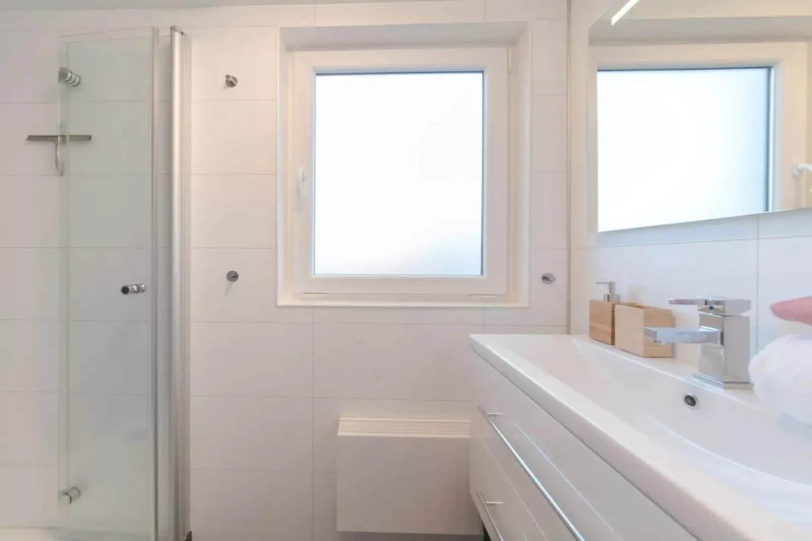 Water Resort Oosterschelde 73-Badkamer