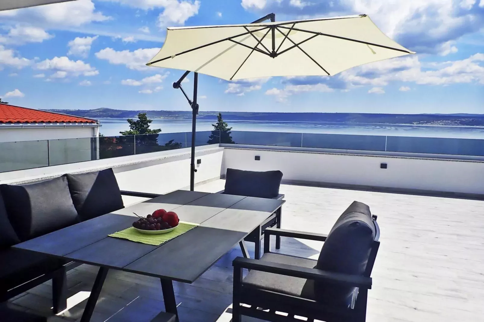 Holiday home Sole Maslenica-SD-160 -6 Pers-Terrasbalkon