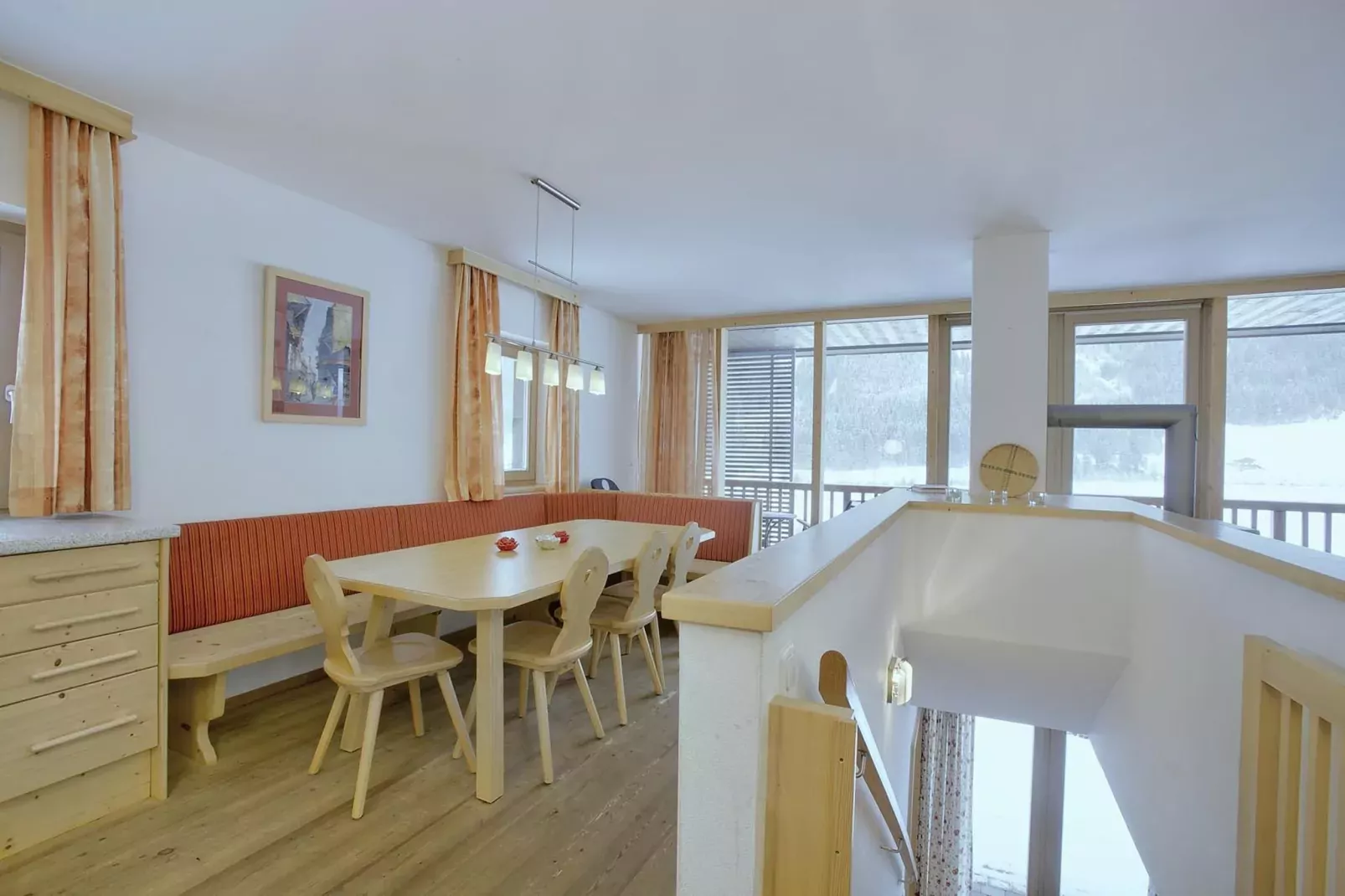 Schöneben Haus Sonneck-Eetkamer