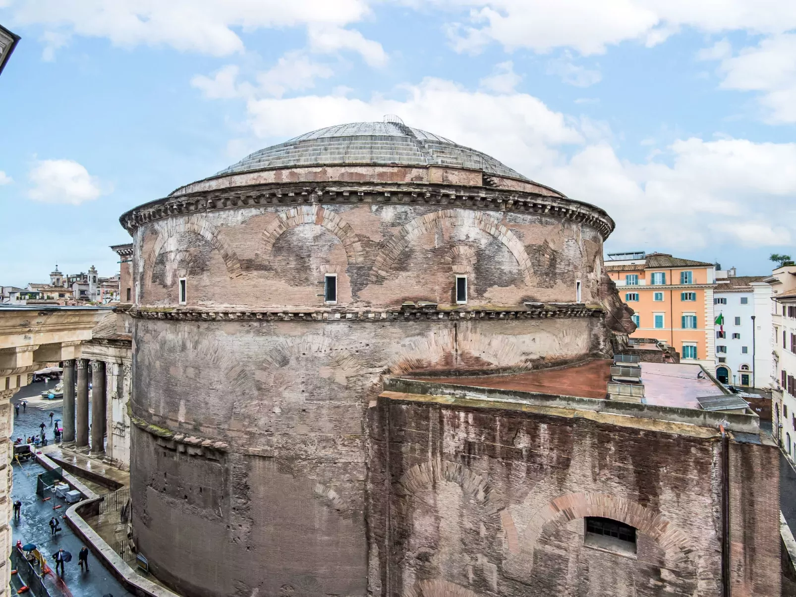 Pantheon View-Buiten