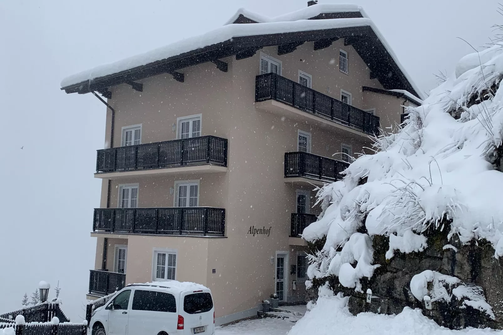 A4P Alpenhof-Exterieur winter