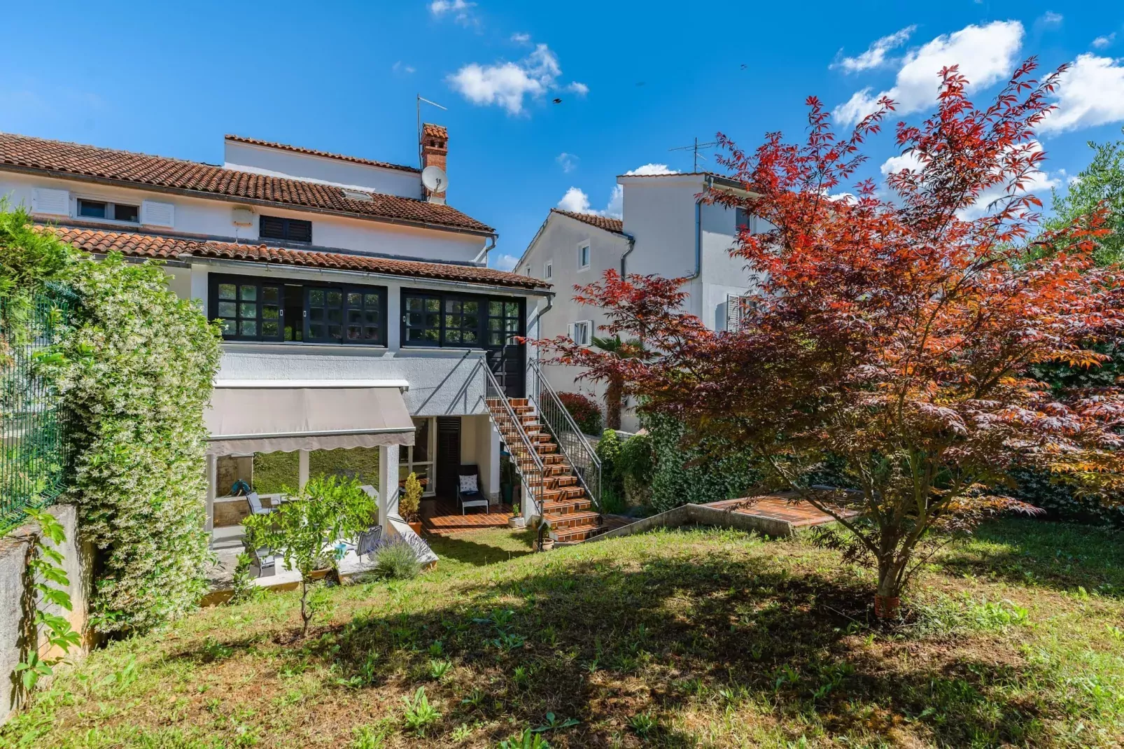 Premium Apartment Bianca-Buitenkant zomer