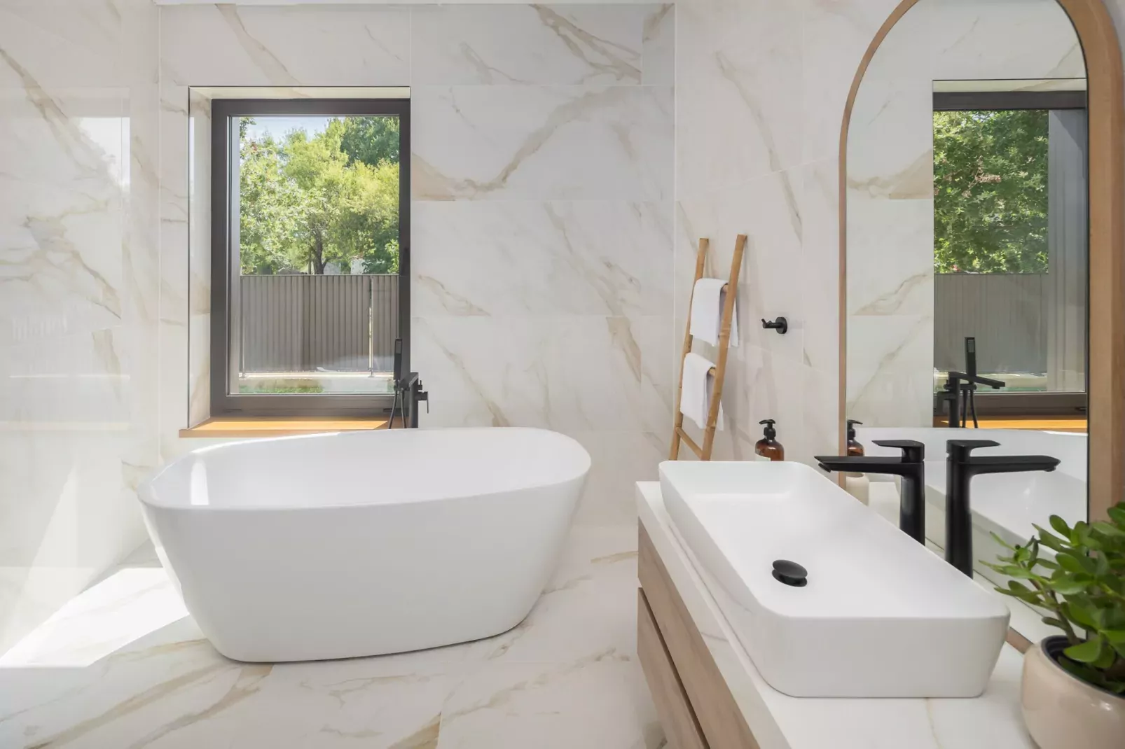 Luxury Villa Casa Maria-Badkamer