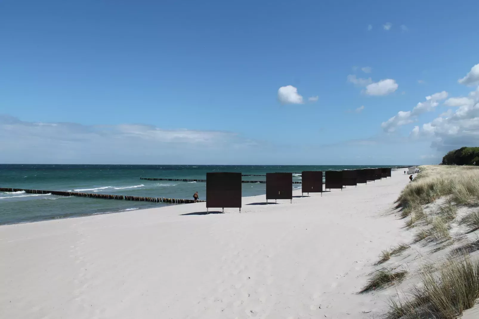 Arko 5 strandnah mit Balkon-Gebieden zomer 5km