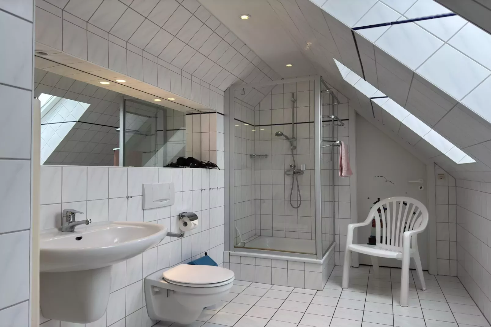 Die weiße Villa XL-Badkamer