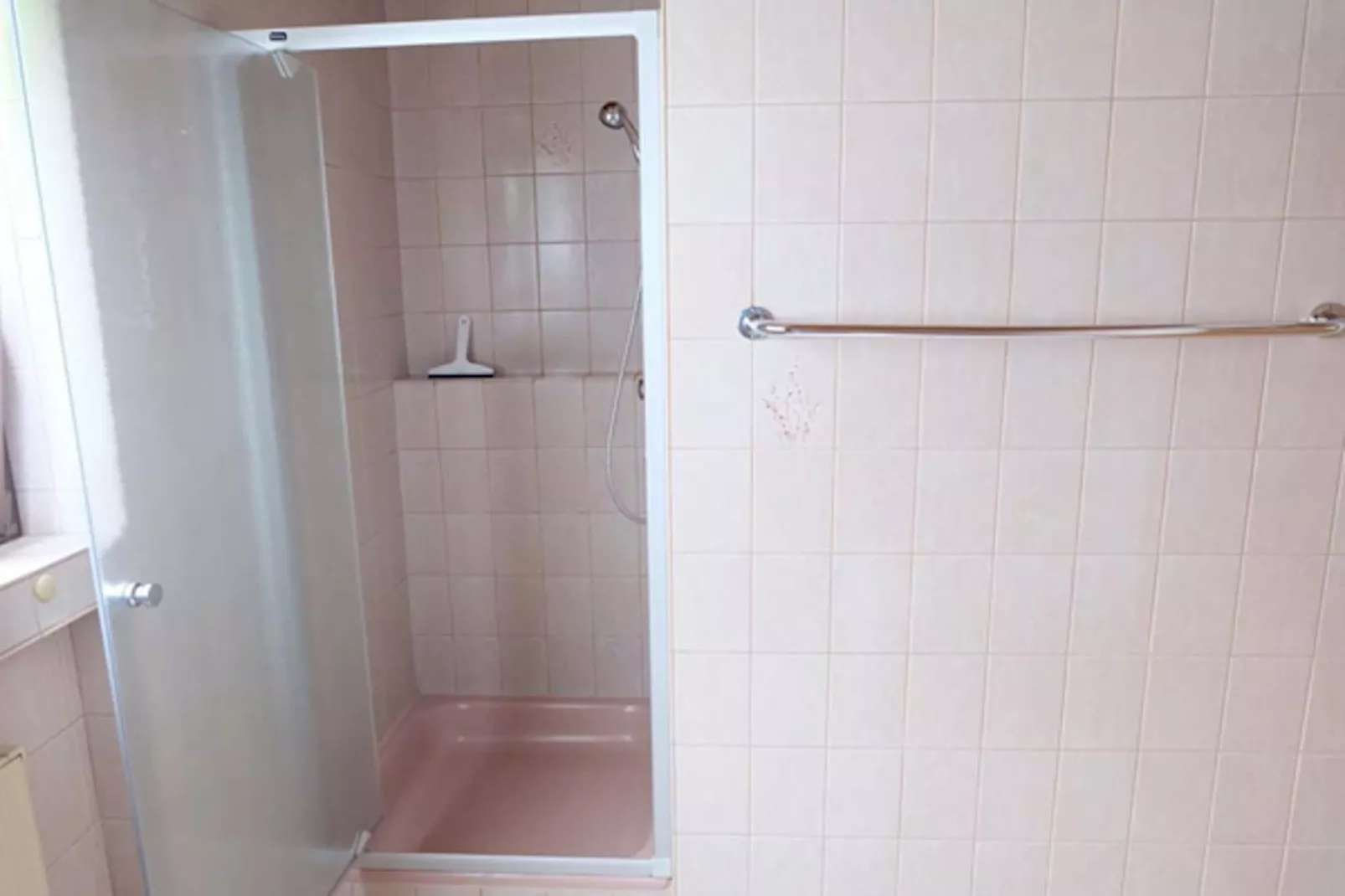 Ferienwohnung Oberstadtfeld Engeln-Badkamer