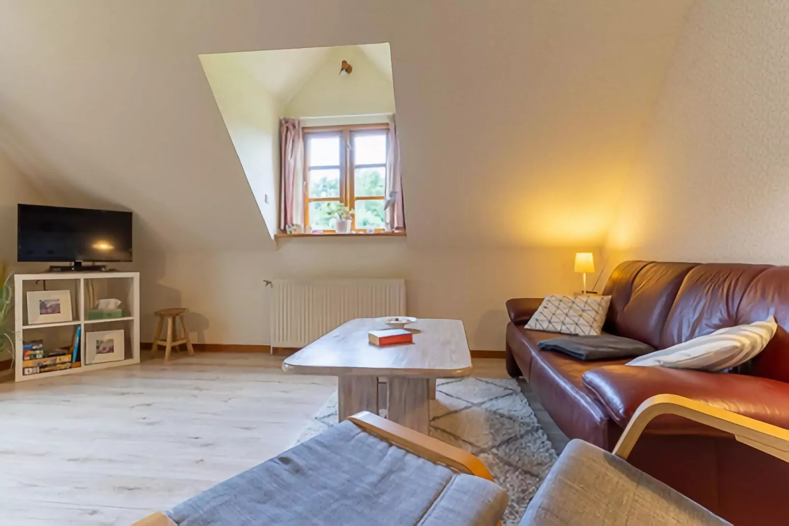 Ferienwohnung Friesennest Vollerwiek-Woonkamer