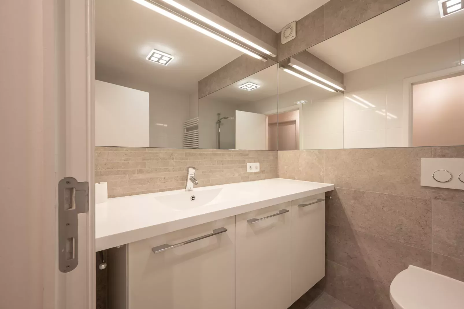 Residentie Normandy-1D-Badkamer