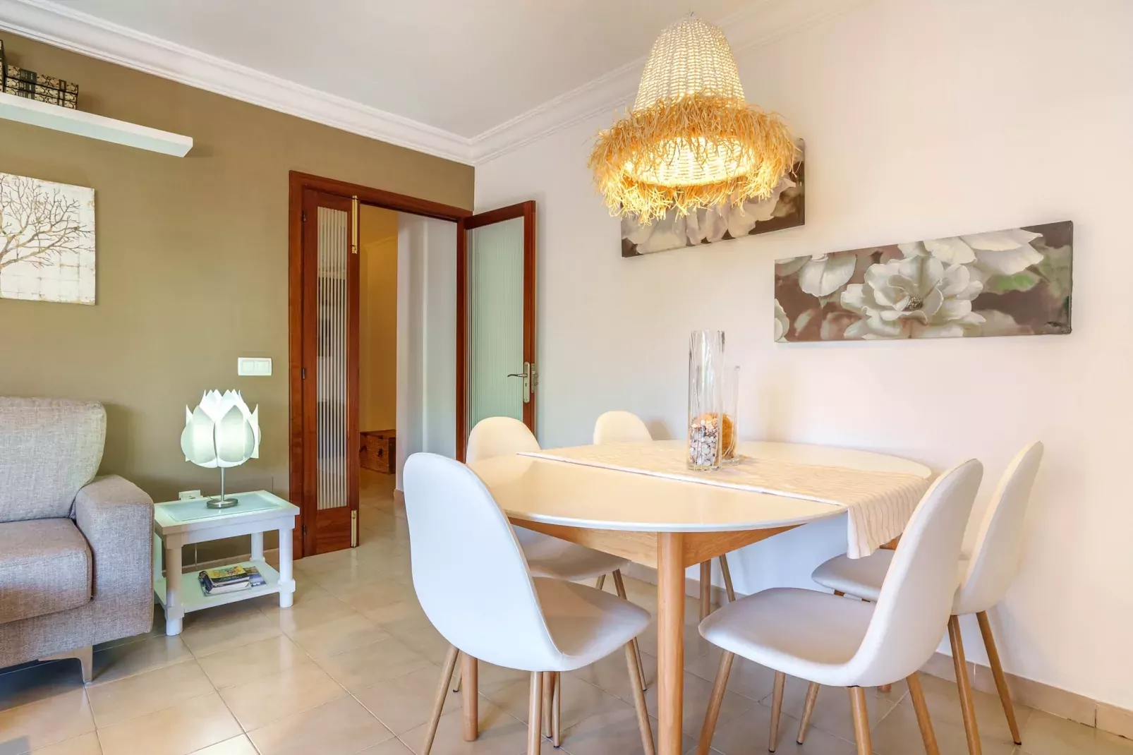 NICE 4 YOU-Eetkamer