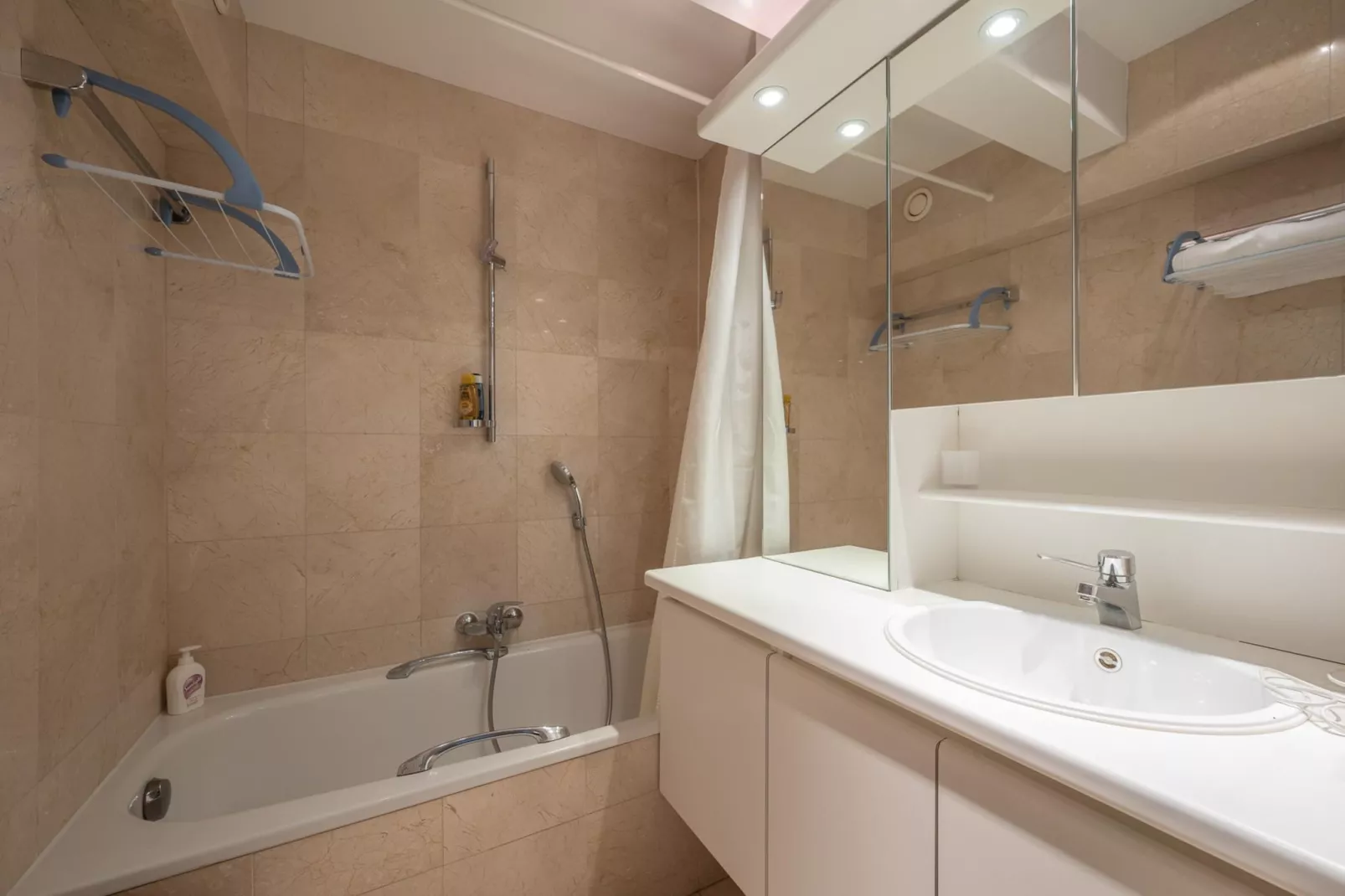 Residentie Bergamo-1-Badkamer