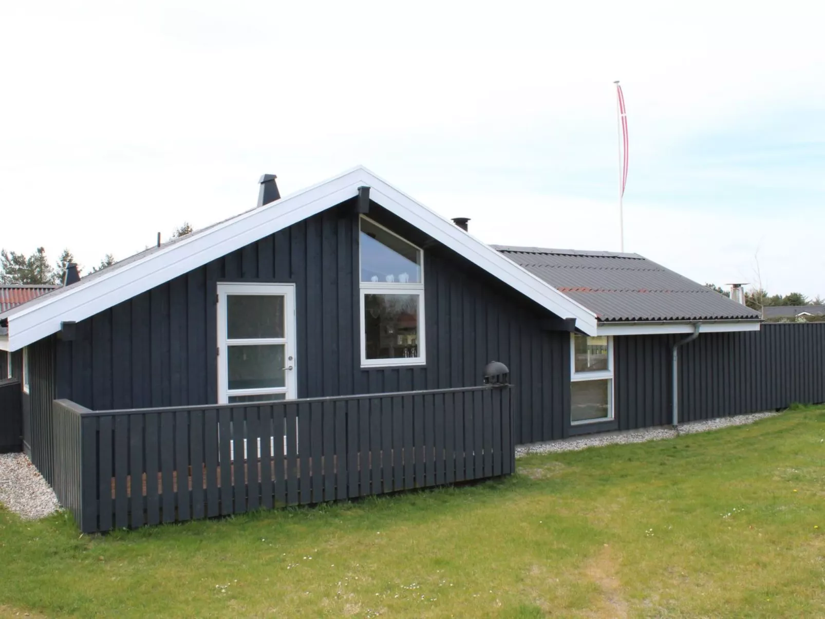 "Bryti" - 500m from the sea-Buiten