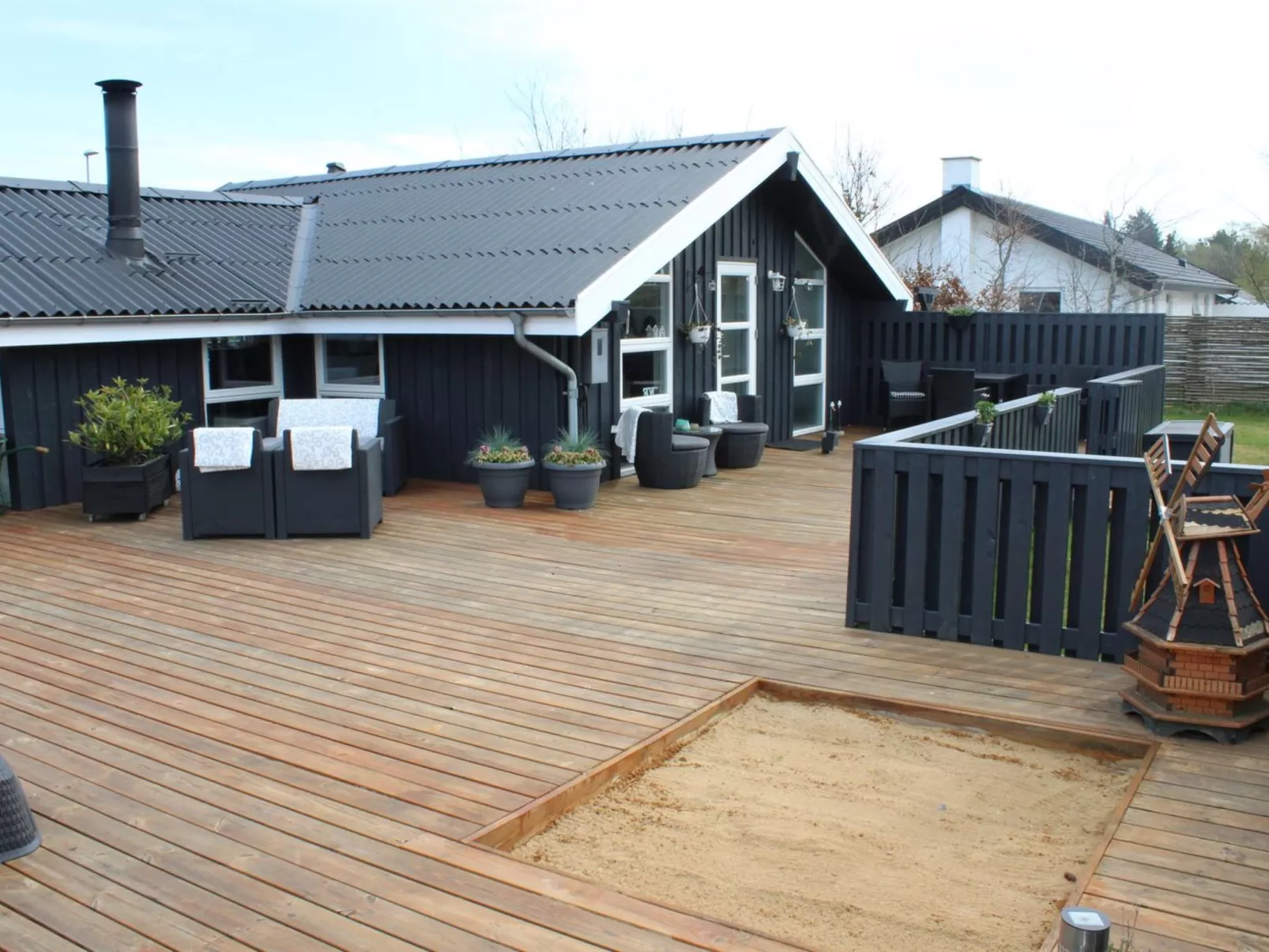 "Bryti" - 500m from the sea-Buiten
