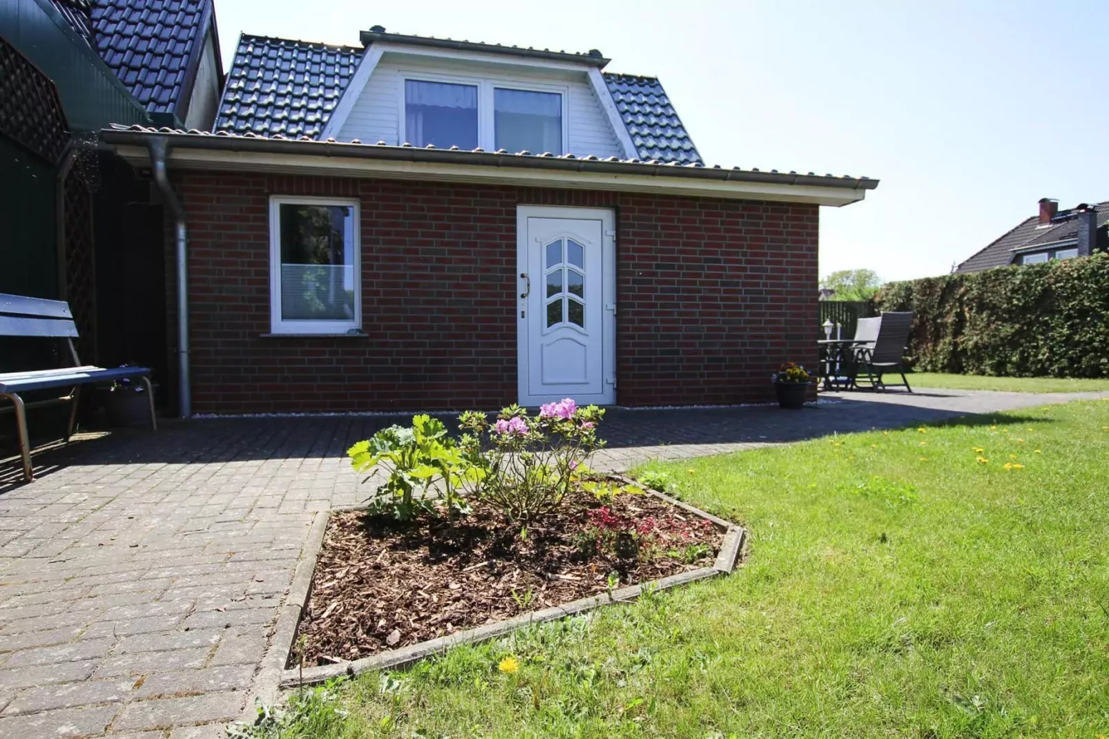 Ferienhaus 65 qm-Buitenkant zomer